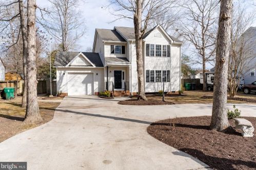 204 Francis St, Ashland, VA 23005-2030