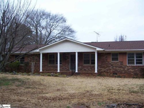411 Randolph Ave, Landrum, SC 29356-1129