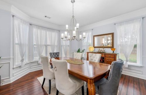 1435 Lakeboat Way, Atlanta GA  30331-8913 exterior