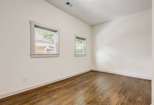 1366 Beatie Ave, Atlanta GA  30310-4306 exterior
