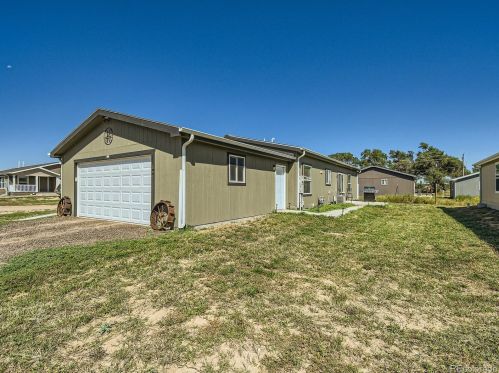 111 Juniper Cir, Fort Morgan CO 80705-4860 exterior