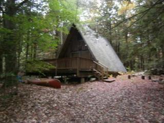 121 North St, Rindge, NH 03461-5945