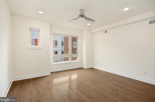 1315 20 St, Philadelphia PA 19146-4303 exterior