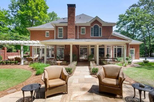 1805 Brandon Hall Dr, Atlanta GA  30350-3708 exterior