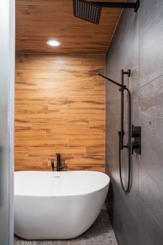 13911 Gershon Pl, Santa Ana CA  92705-2686 exterior