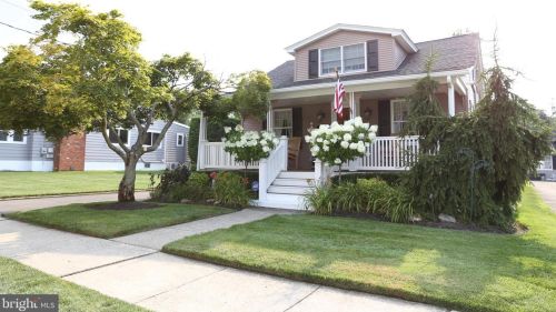 37 Corson Ave, Trenton, NJ 08619-1615