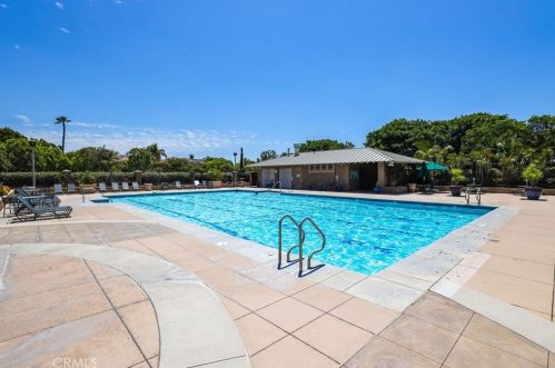 7 Rhode Is, Irvine CA  92606-1755 exterior
