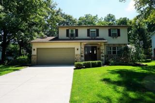 8256 Copperfield Dr, Columbus, OH 43235-1102