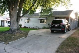 550 Shoshone St, Denver, CO 80223-2222