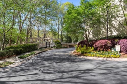 1215 Brookhaven Park Pl, Atlanta, GA 30319-4570