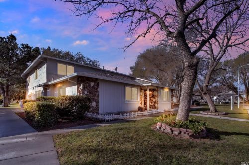 107 Del Rio Ct, Vacaville, CA 95687-4826