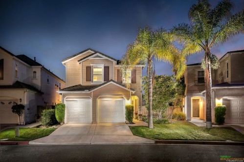 1428 Enchante Way, Oceanside, CA 92056-5674