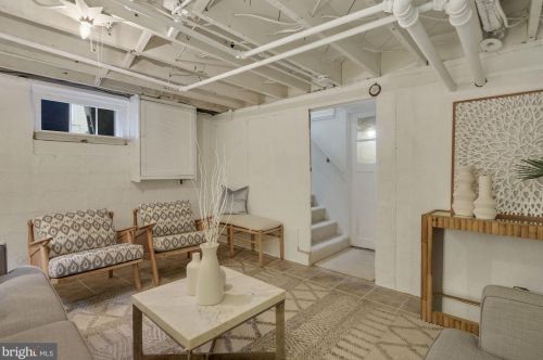 9513 Garwood St, Silver Spring MD 20901-2941 exterior