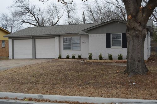 5633 Conroy St, Fort Worth TX  76134-2209 exterior