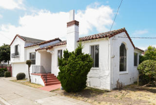 1152 Garfield Ave, Berkeley, CA 94706-1233