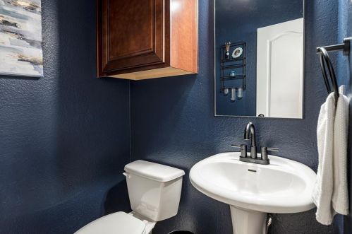 4285 Indian Run Dr, Carrollton TX 75010-3297 exterior