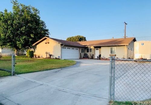 10841 Alameda Ave, Bloomington, CA 92316-2805