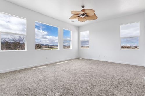 44015 Moccasin Pl, Lancaster CA  93536-6857 exterior