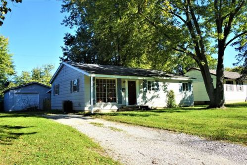 1612 Sheffield Rd, Champaign, IL 61821-1947