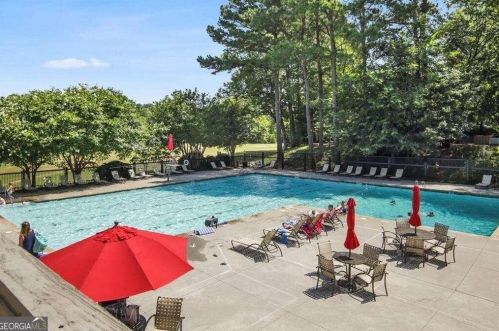 55 Monet Ct, Atlanta GA  30327-1044 exterior
