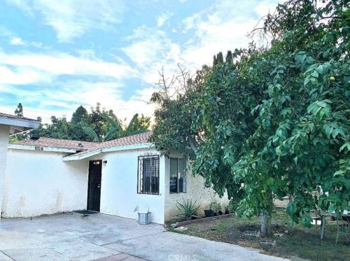 1006 Walnut St, Santa Ana, CA 92701-6422