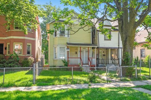 11943 Wallace St, Chicago, IL 60628-5923