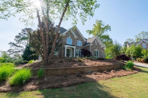 5009 Kingsley Manor Ct, Marietta, GA 30066-1299