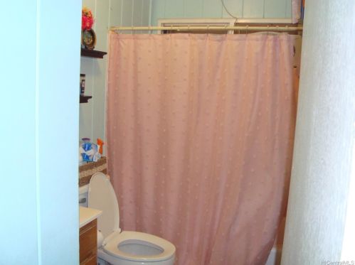 1430 Uila St, Honolulu HI  96818-1940 exterior