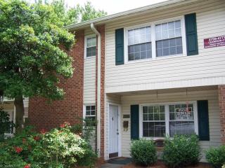 4767 Champion Ct, Greensboro, NC 27410-6101