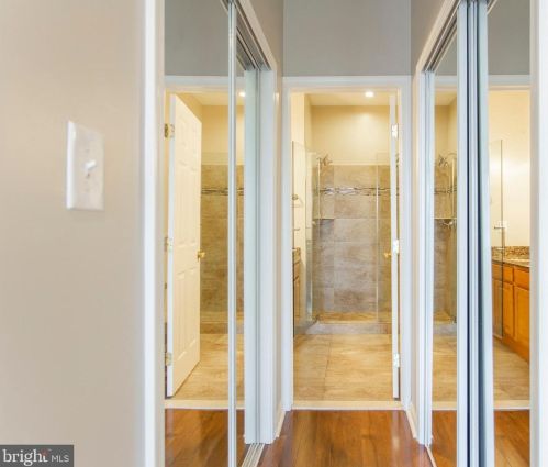 1704 4 St, Philadelphia PA 19133-3230 exterior