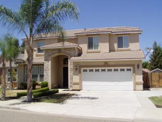 2691 Wrenwood Ave, Clovis, CA 93611-8582
