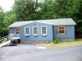 4 New Yorker Dr, Allenstown, NH 03275-2225