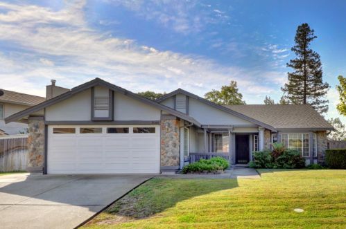 9200 Decorah Way, Elk Grove, CA 95624-3535