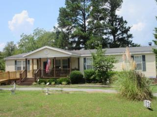 103 Independence Cir, Bonneau, SC 29431-8522