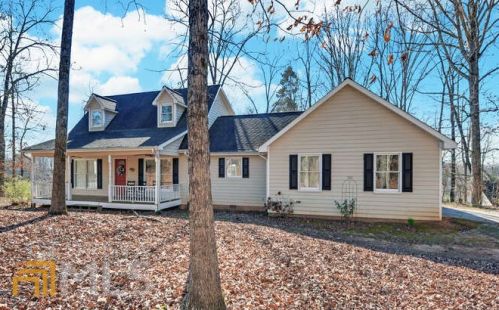 117 Grand Oaks Dr, Clarkesville, GA 30523-5076