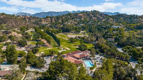 2921 Graceland Way, Glendale CA 91206-1332 exterior