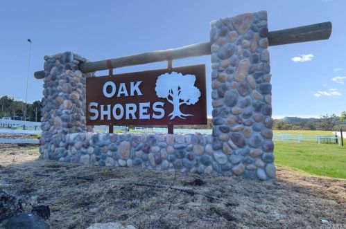 8220 Bass Point Rd, Lake Nacimiento, CA 93426-9636