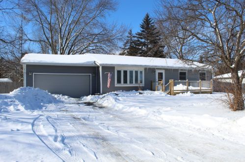 14810 Willowbrook Rd, South Beloit, IL 61080-9554