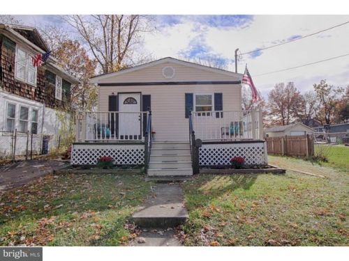 117 Evergreen Ave, Somerdale, NJ 08083-1503