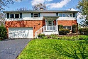 838 Warwick Ave, Hoffman Estates, IL 60010-4662