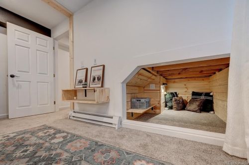 26900 Roxbury Pl, Denver CO  80016-7528 exterior