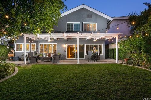 21 Plymouth, Irvine, CA 92620-2641