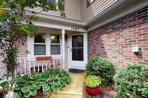 1763 Vermont Dr, Elk Grove Vlg, IL 60007-2754