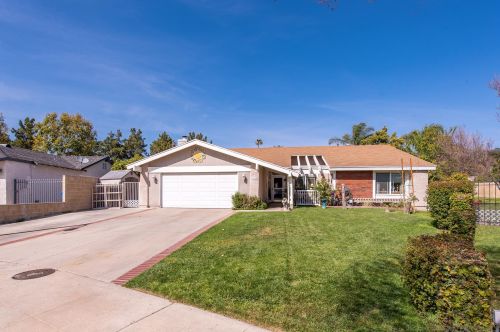 1960 Glenview Ave, Simi Valley, CA 93063-3235