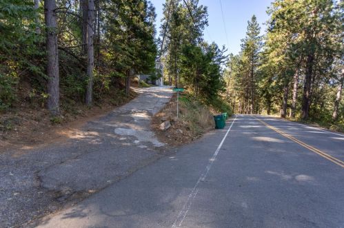 11317 Maureen Way, Grass Valley, CA 95949-6750