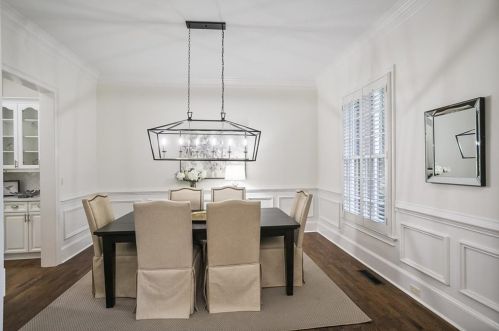 710 Lake Summit Dr, Atlanta GA  30342-1919 exterior