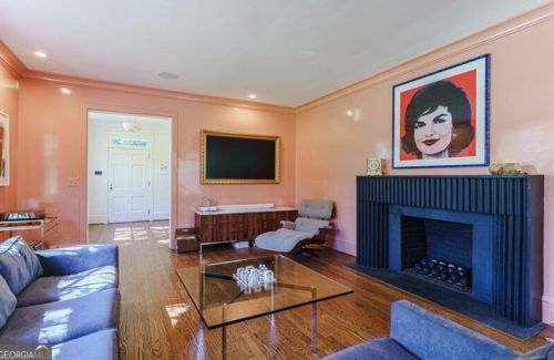 3180 Arden Rd, Atlanta GA  30305-1912 exterior