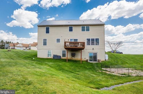 2355 View Rd, Lancaster PA  17602-1844 exterior