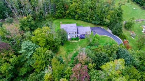 67 Chelsea Ct, Henniker, NH 03242-4174