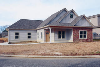 46 Windham Ln, Ringgold, GA 30736-6573
